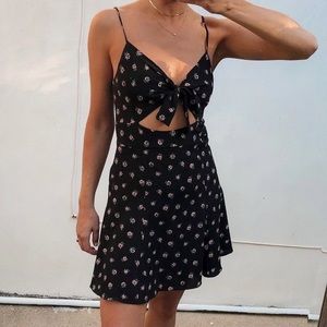 Callipygian OC Floral Print Cut Out Mini Dress